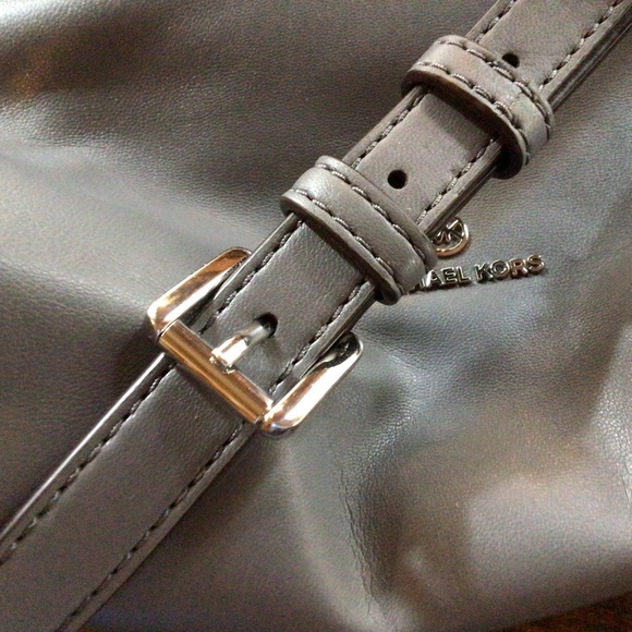MICHAEL.KORS/ 2-WAY BAG - Picture 12 of 15